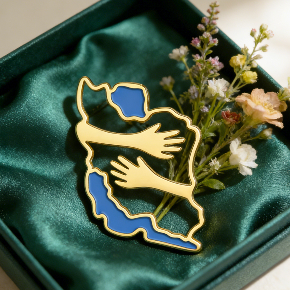 Dawapara Iran Map Shape Brooch - Travel Accessories Jewelry 评论和价格